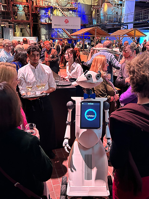 Foto Roboter begeistert bei jedem Event die Gäste