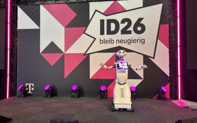 Telekom Innovation Day 2026: Sparky begeistert als Roboter Moderator
